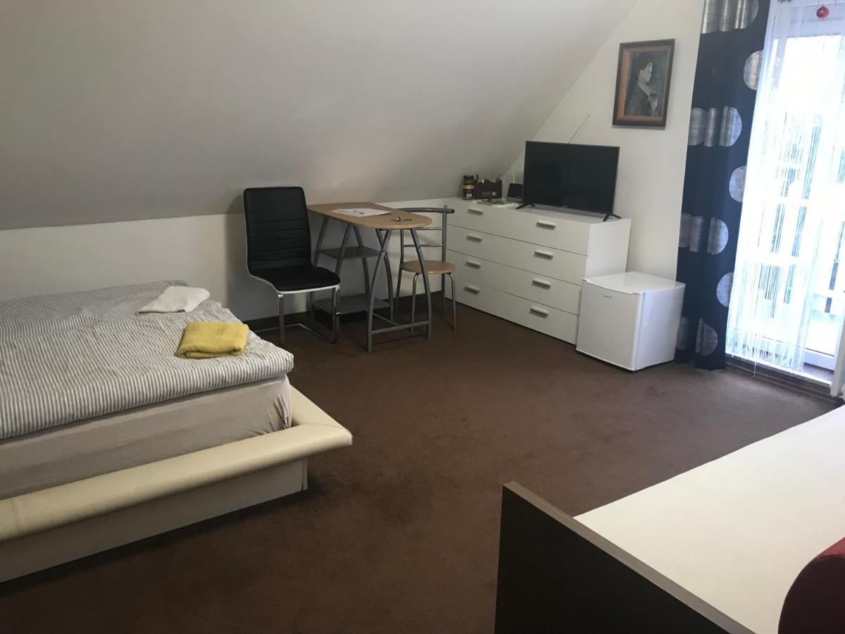 Homestay U Hanky Zdiby Экстерьер фото